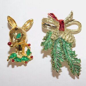 2 VTG Christmas Holiday Brooch Gold tone Reindeer & Pinecone Pine Tree Gerry's
